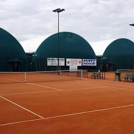 Hotel Restauracja Tenis Kortowo 3*