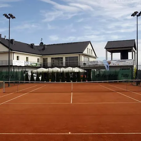 Restauracja Tenis Kortowo מלון 3*