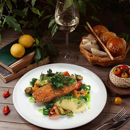 Restauracja Tenis Kortowo Szálloda Poznań
