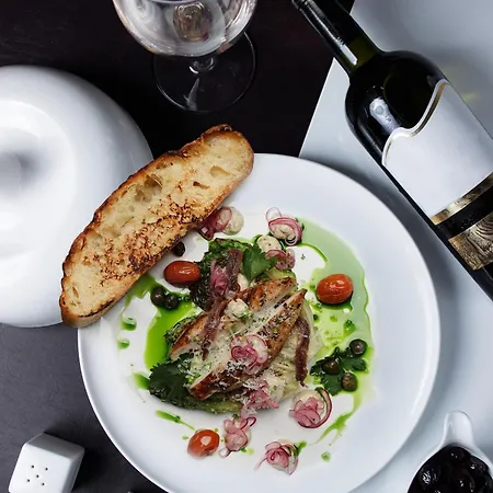 ホテル Restauracja Tenis Kortowo