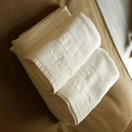 ホテル Restauracja Tenis Kortowo 3*