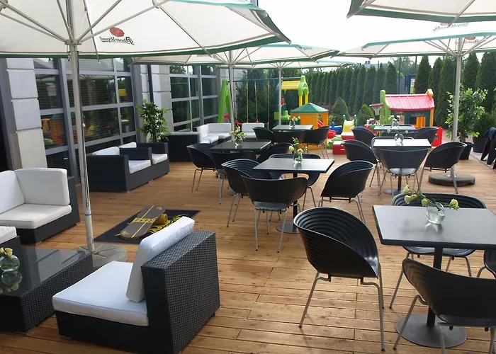 מלון Restauracja Tenis Kortowo 3*