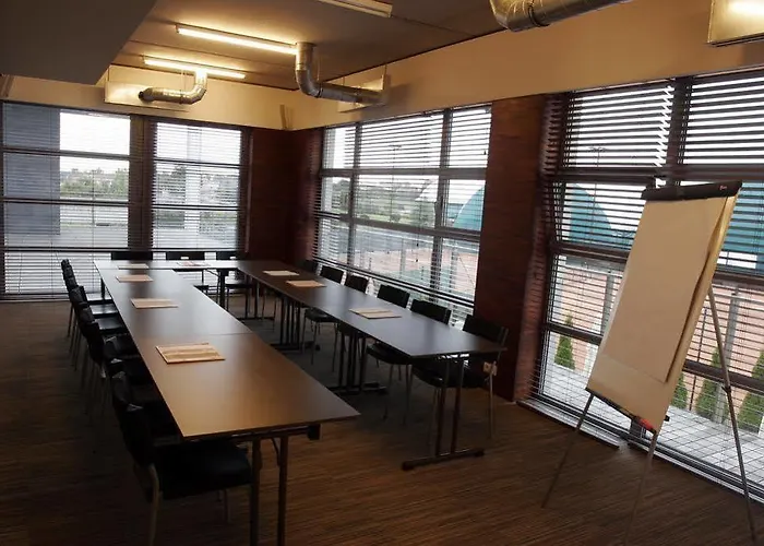 Restauracja Tenis Kortowo פוזנן